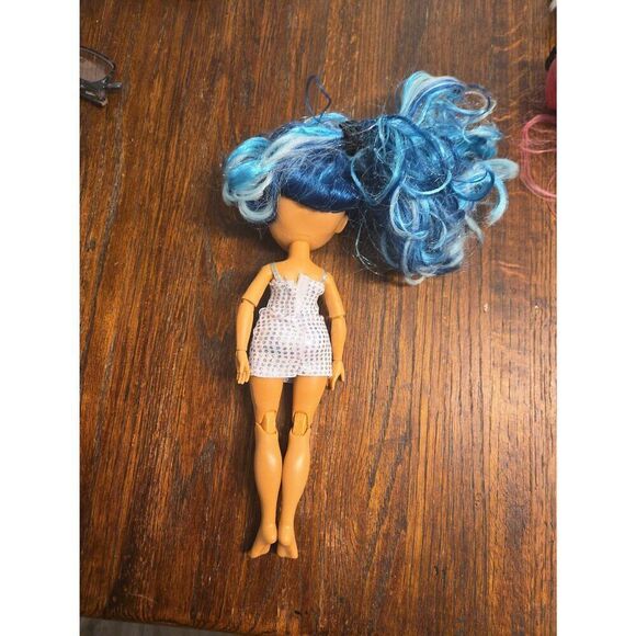 Rainbow High doll girls toy - Picture 3 of 4